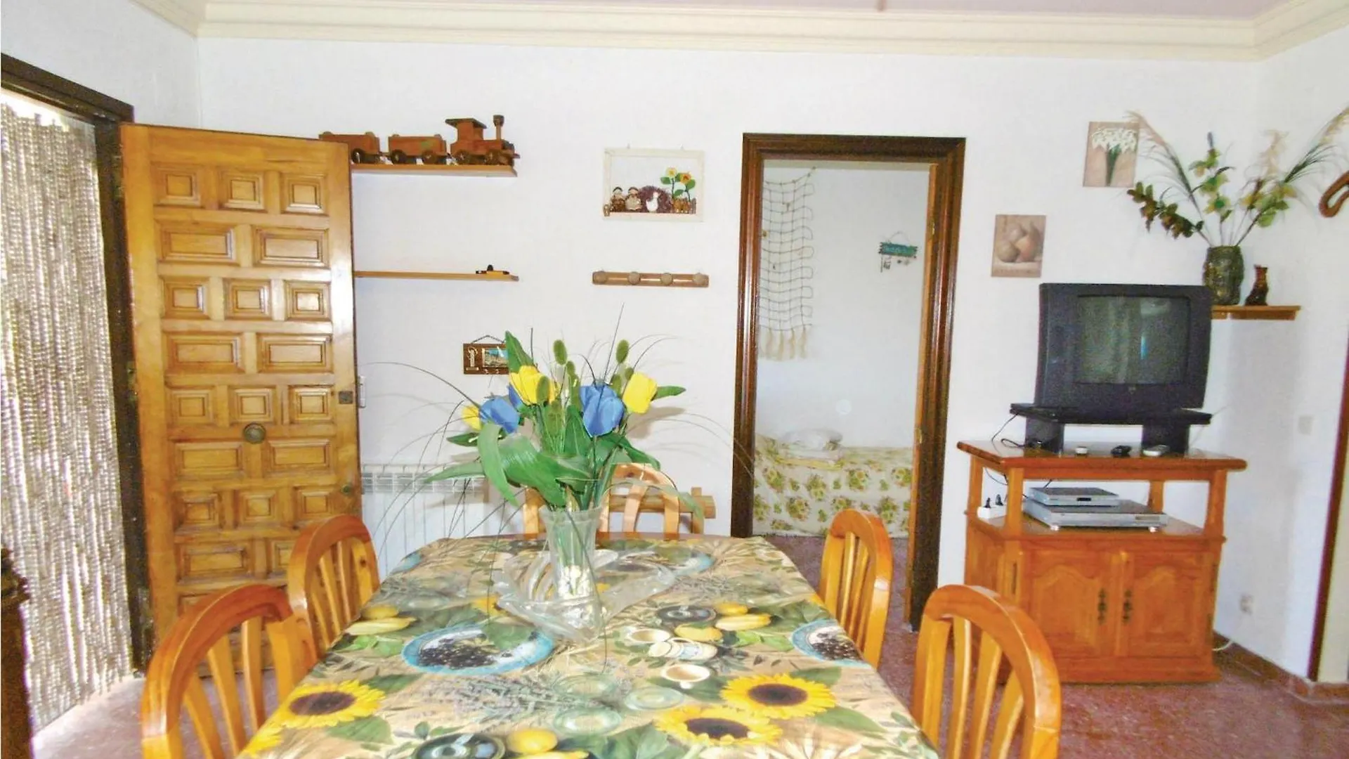 Semesterbostad Awesome Home In Vidreres With Kitchen