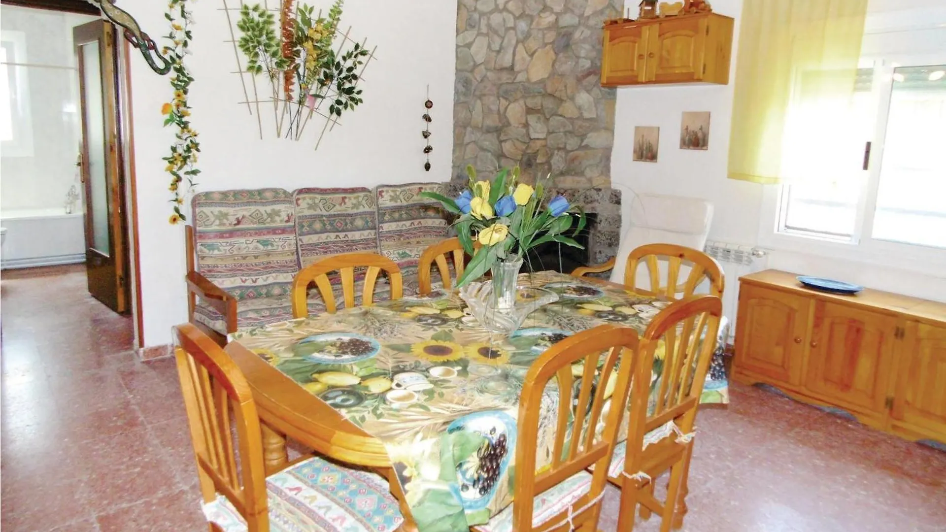 Awesome Home In Vidreres With Kitchen 0*,